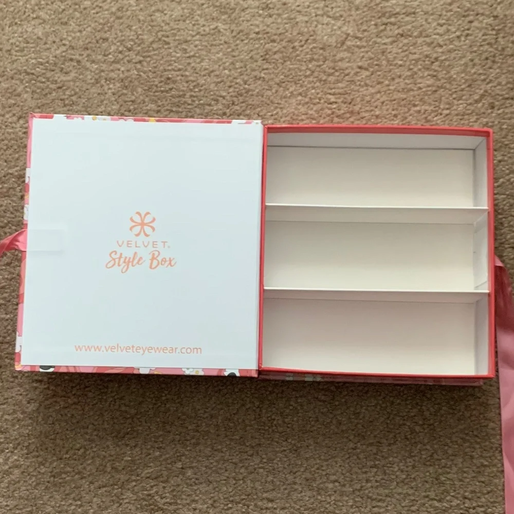 NEW! VELVET Sunglass Storage Box with Tie Bow